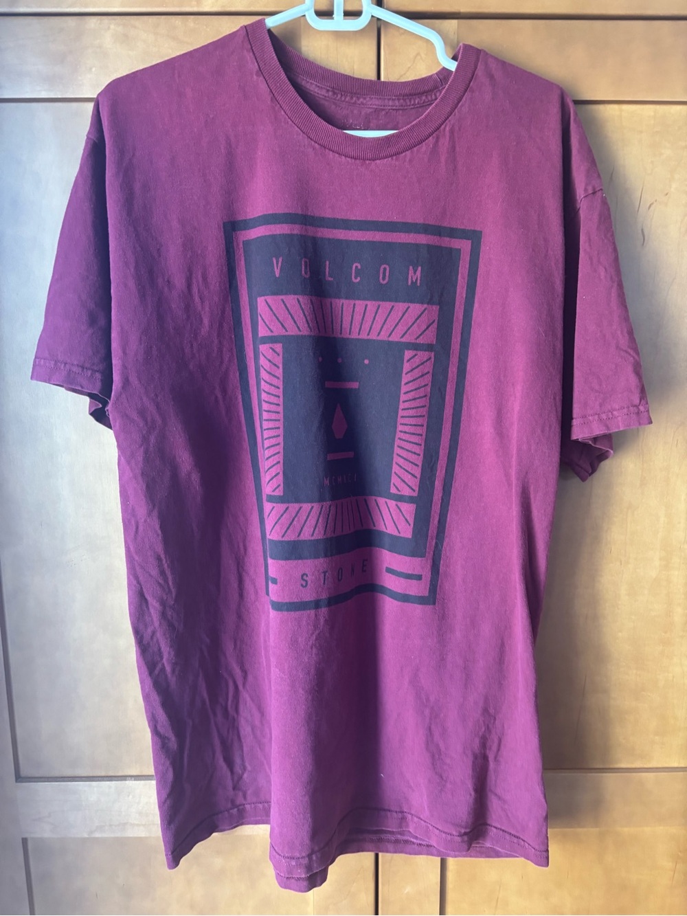 Volcom Men's Burgundy Short-Sleeve Graphic Tee